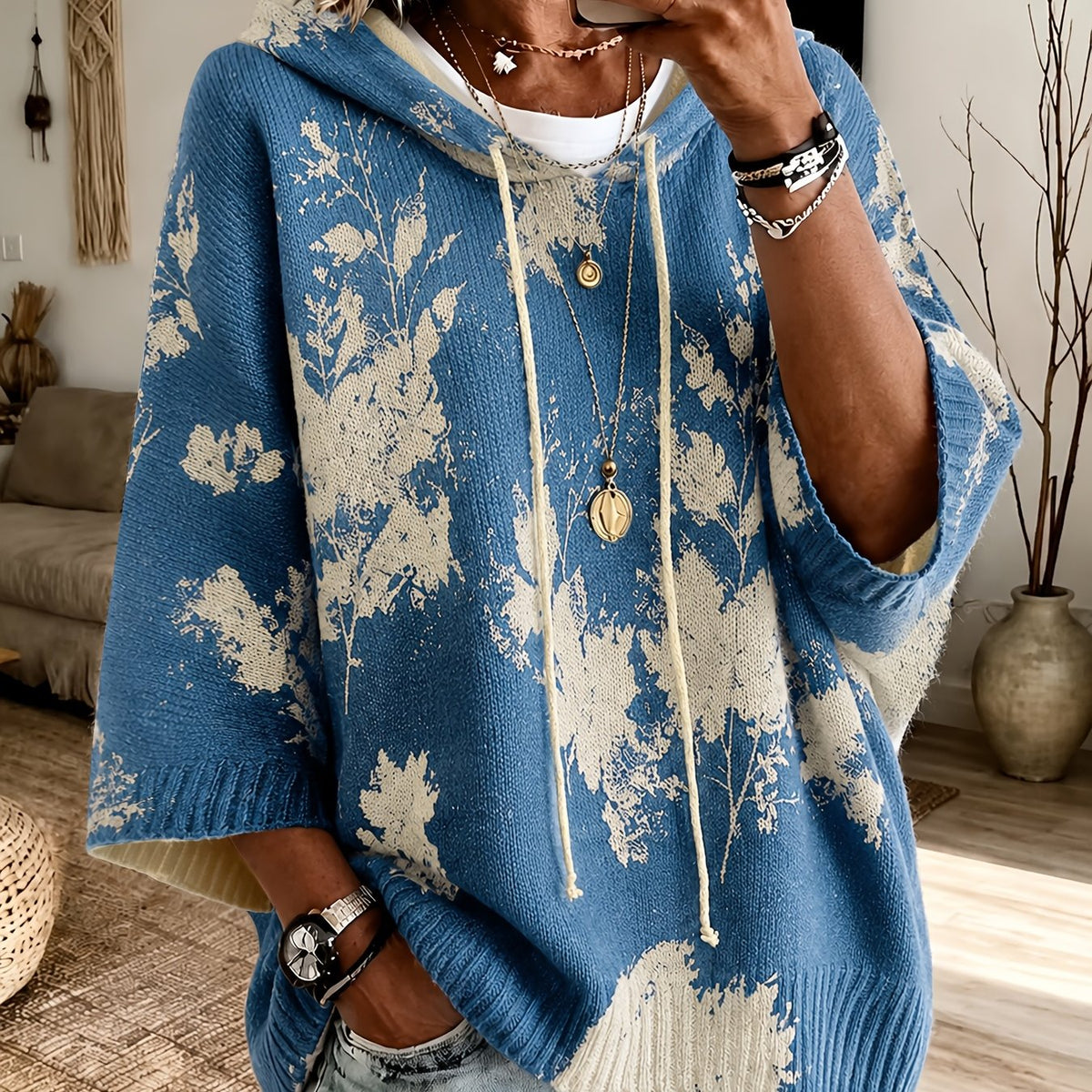 Eden | Damescape met capuchon en bloemenprint – pullover met 3/4-mouwen en trekkoord