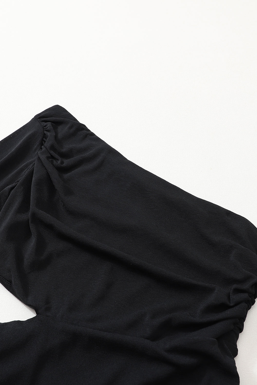 Amia | Zwarte one-shoulder bodycon jurk – asymmetrische aansluitende cocktail