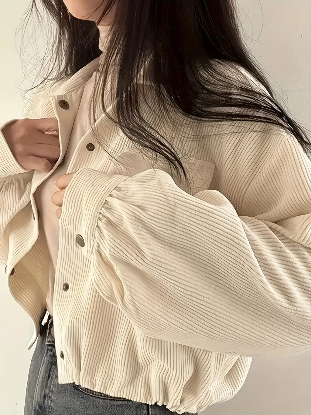 Ysoria | Damesjas van Corduroy – Reverskraag, Knoopsluiting & Lange Mouwen