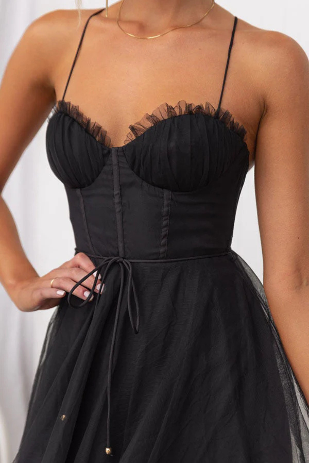 Greta | Formele Midi Jurk voor Dames – Strapless Avondjurk met Tule Bustier
