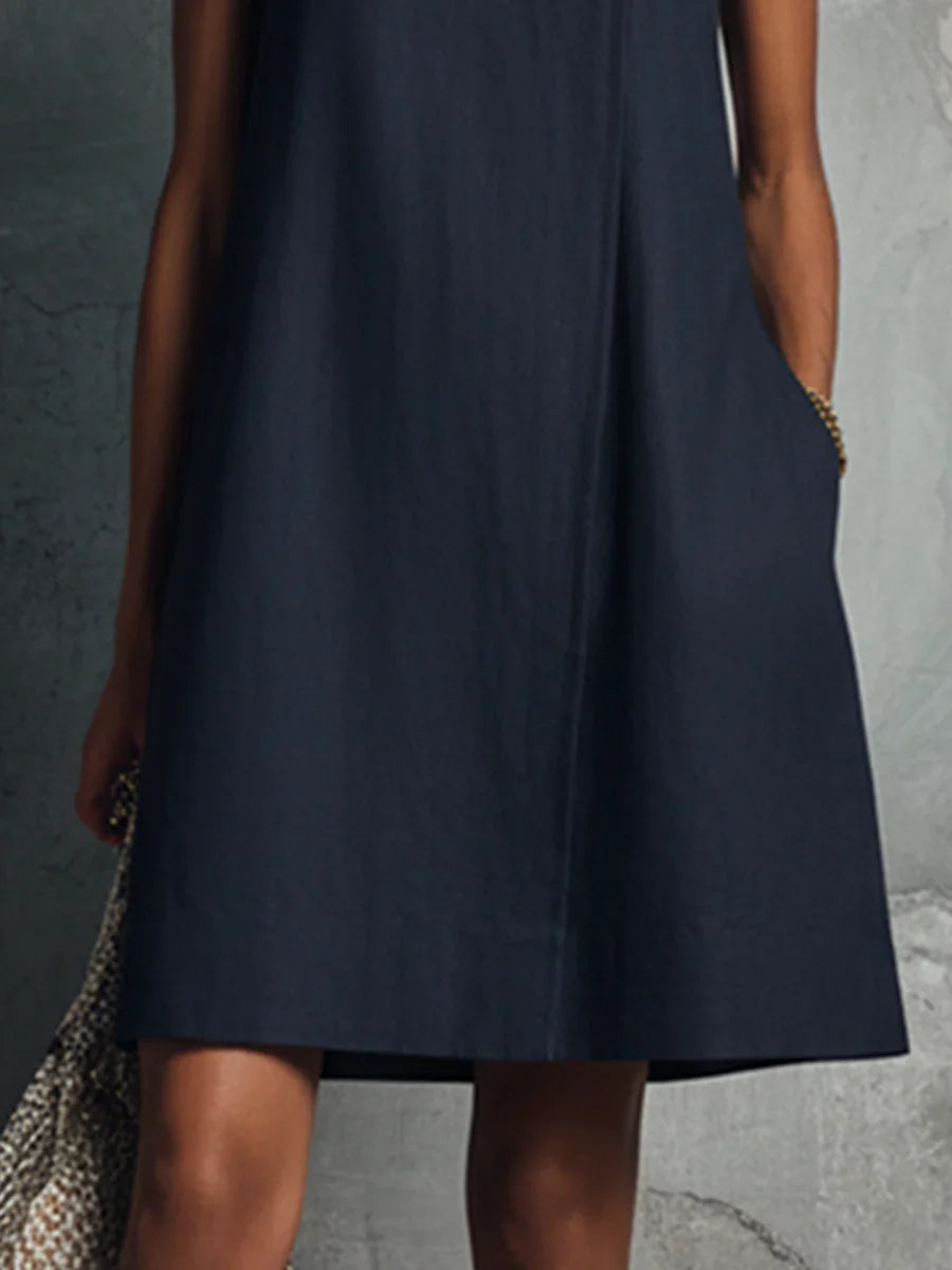 Serella | Marineblauwe minijurk voor dames – Mouwloze casual jurk met ronde hals