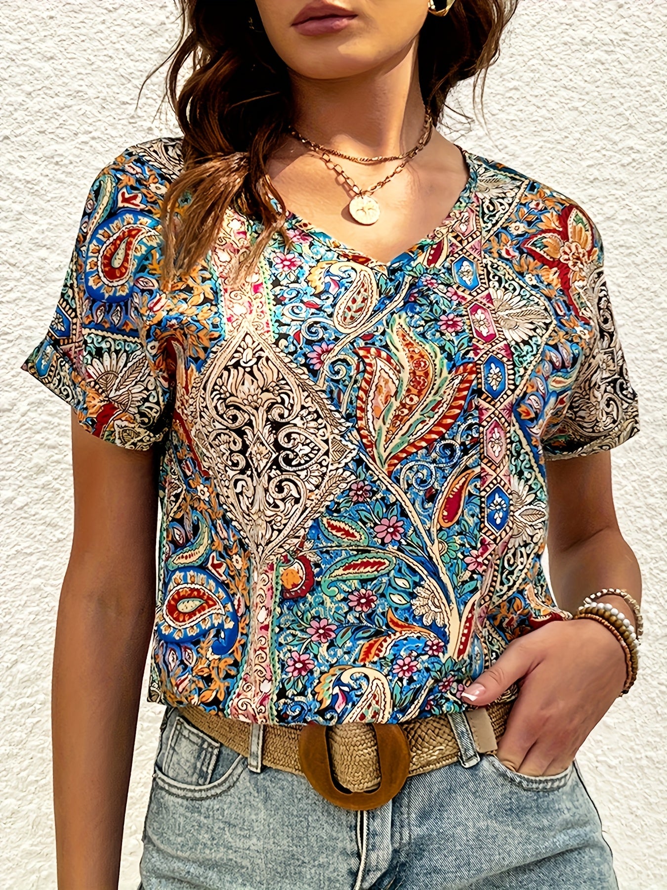 Feliora | Dames Blouse met Paisleyprint en V-hals – Vintage Boho Blouse met Korte Mouwen