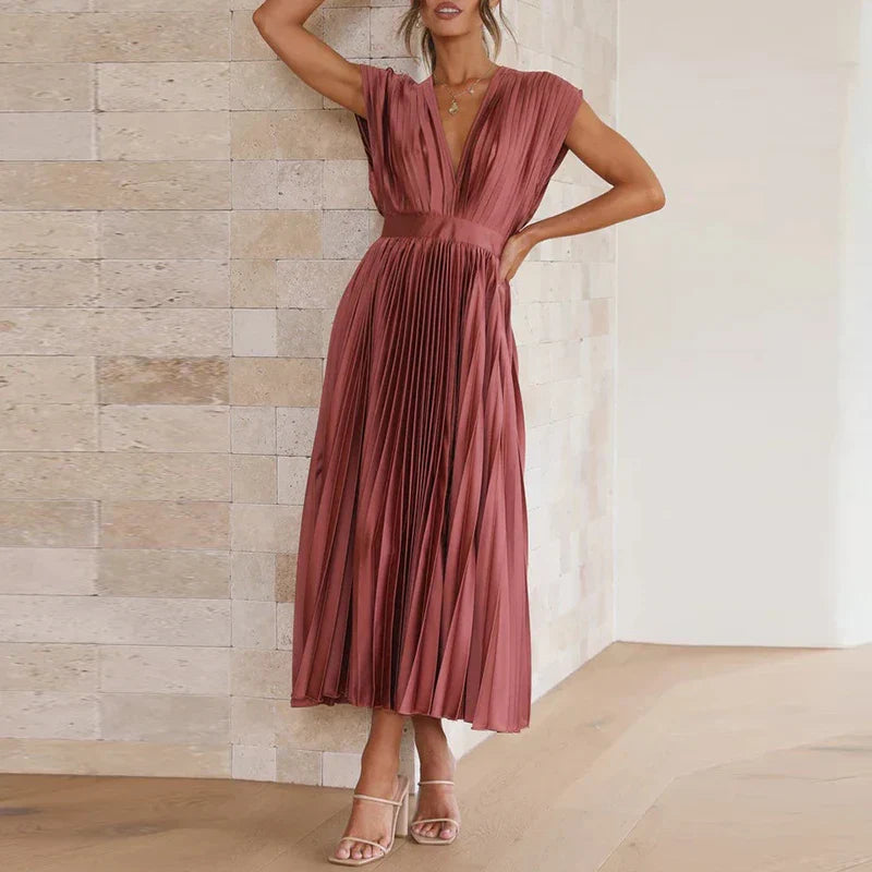 Aina | Elegante geplooide maxi-jurk voor dames – V-hals, zwierige lange casual zomerjurk