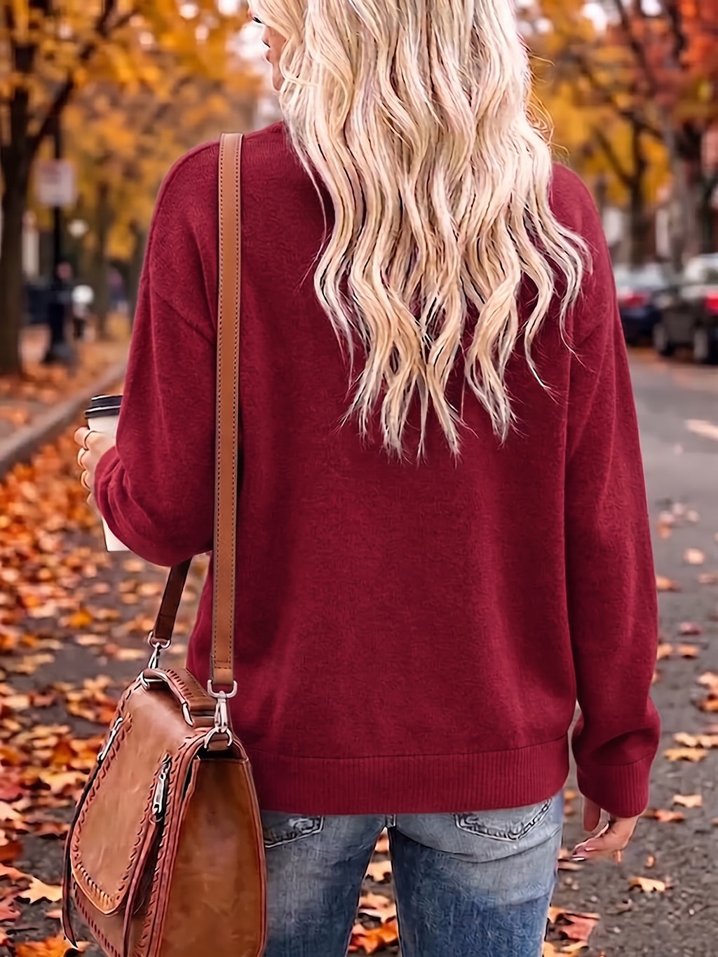 Griselina | Damestrui met esdoornbladprint – Zachte, warme pullover