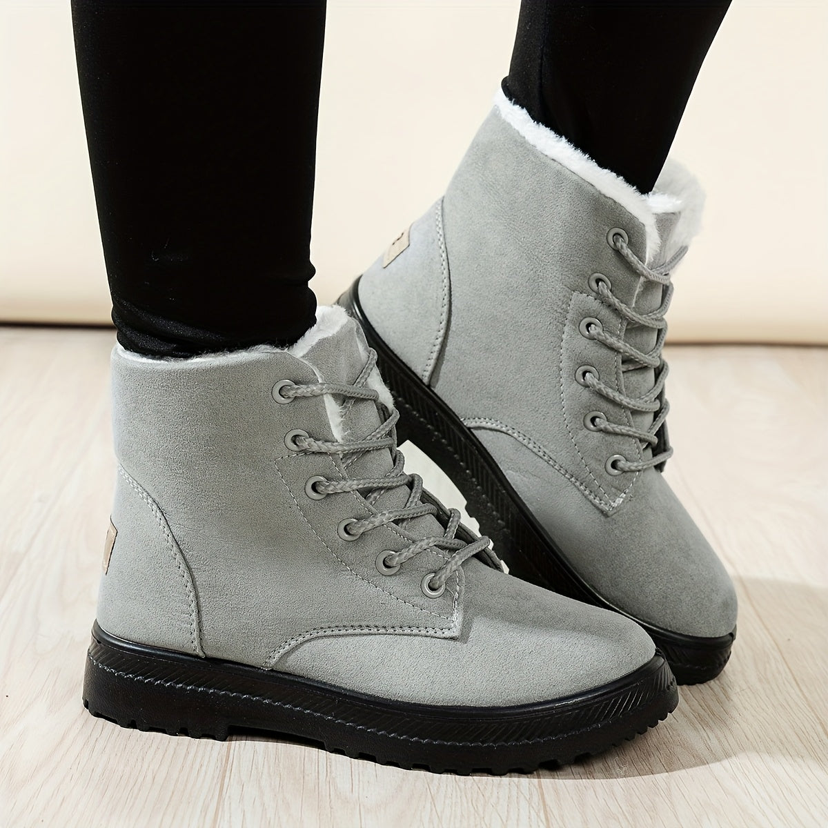 Doralina | Dames Enkellaarzen – Korte Pluche Gevoerde Veterschoenen, Effen & Casual