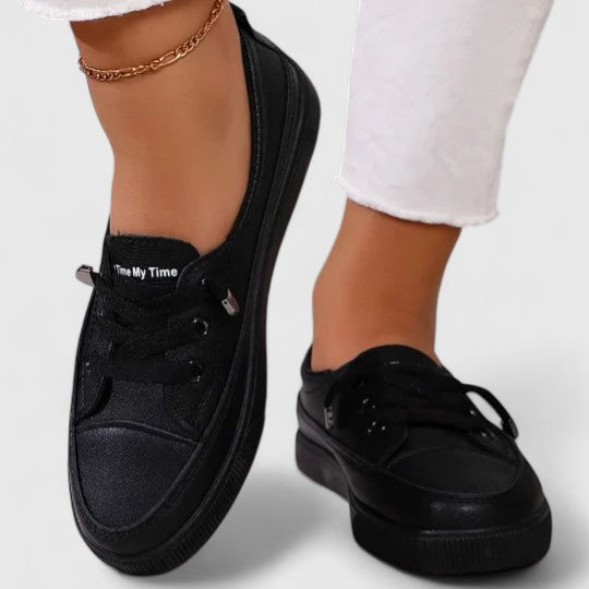 Griselda | Witte orthopedische sneakers voor dames – Lage casual schoenen