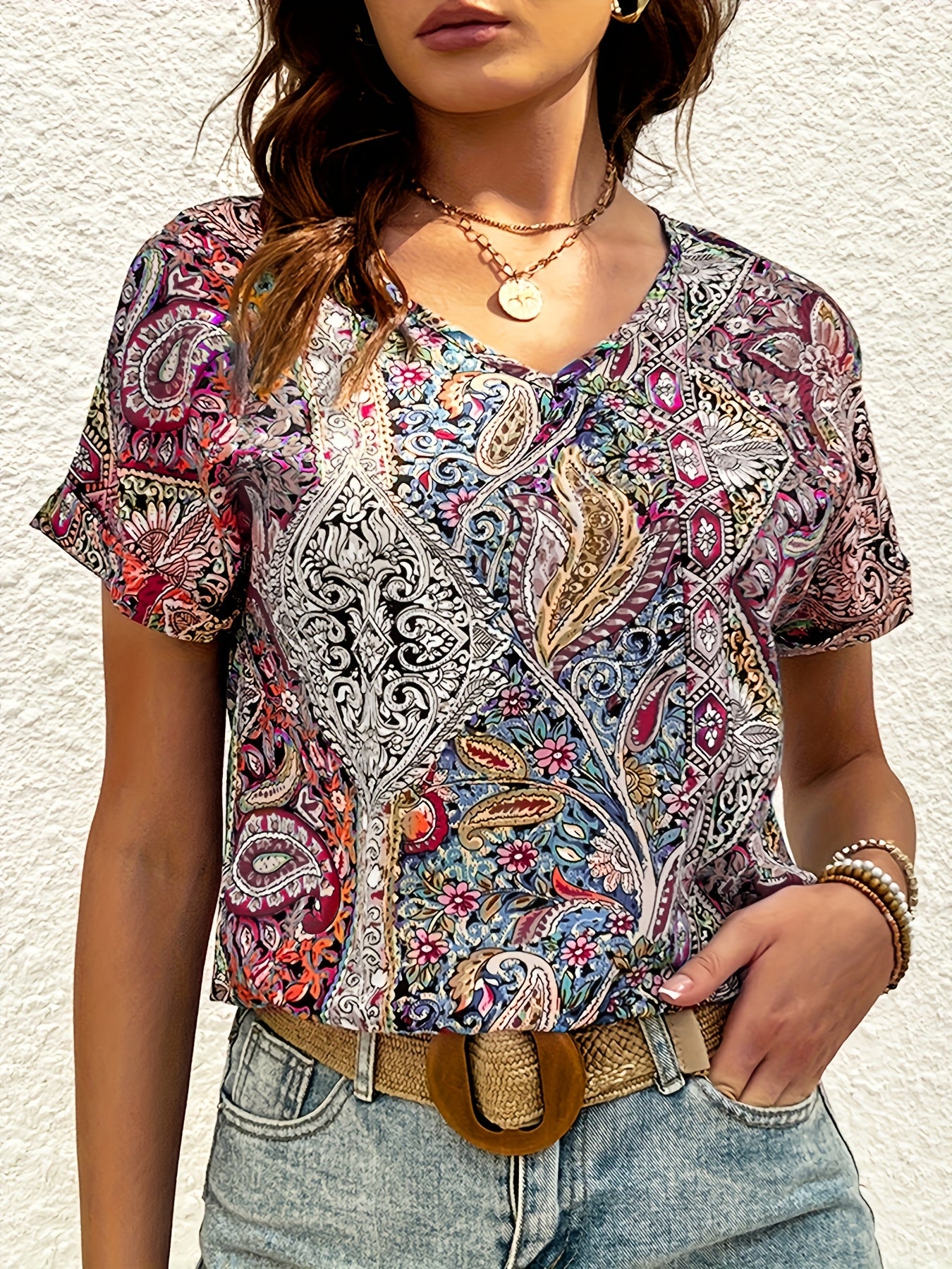 Feliora | Dames Blouse met Paisleyprint en V-hals – Vintage Boho Blouse met Korte Mouwen