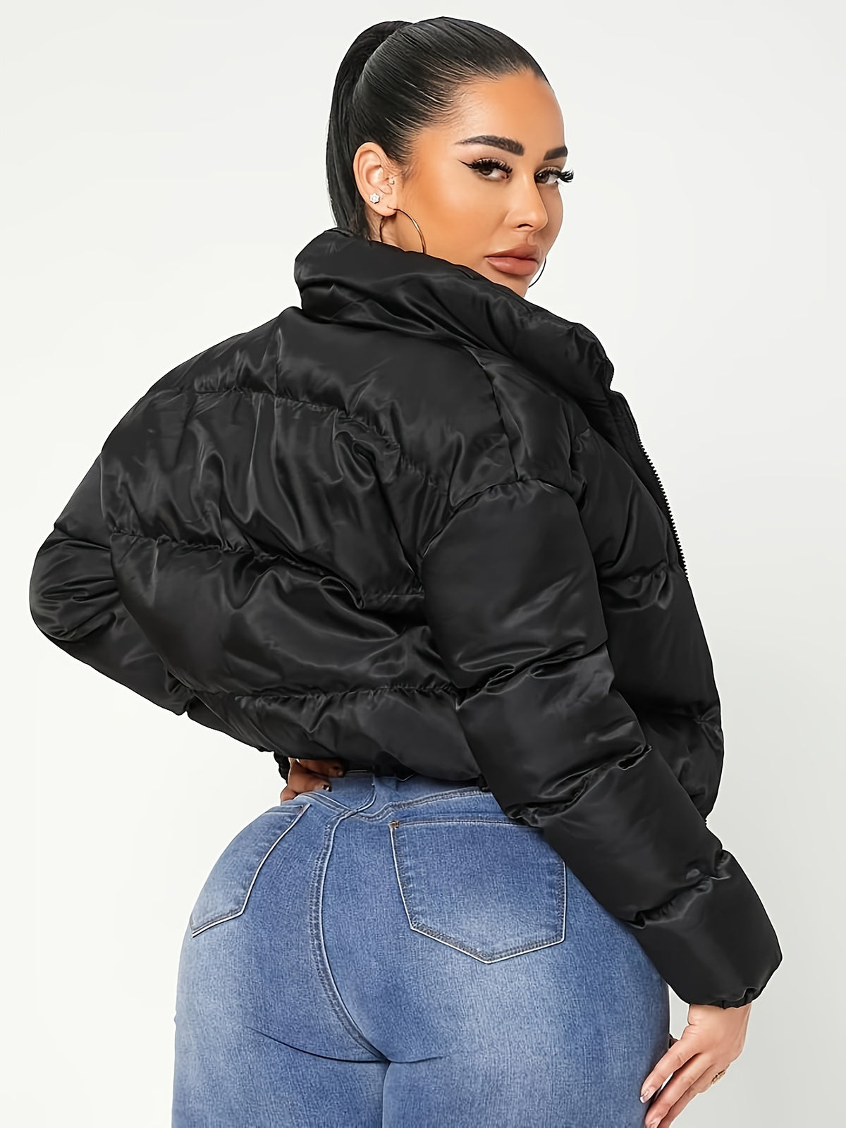 Faelisse | Cropped Damesjas – Slim Fit, Ritssluiting, Lange Mouwen & Effen Design