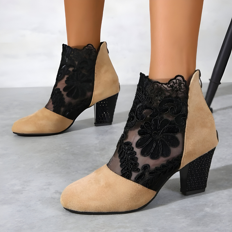 Ines | Dameshakken – Elegante feestschoenen met enkelbandje en hoge hak
