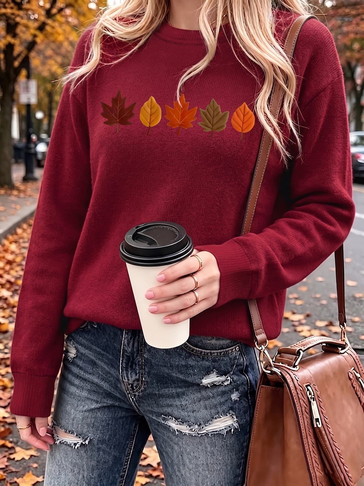 Griselina | Damestrui met esdoornbladprint – Zachte, warme pullover