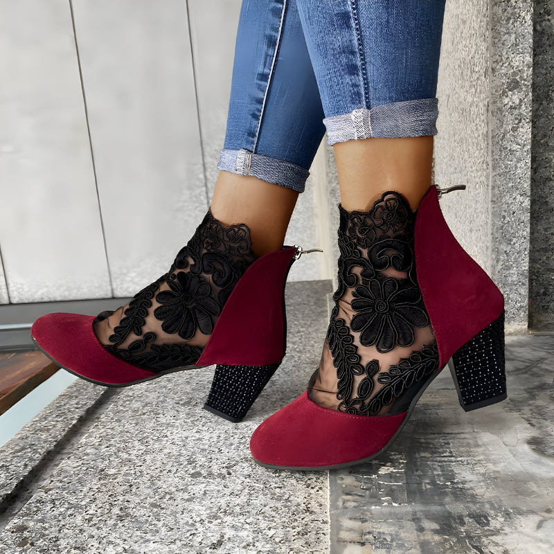 Ines | Dameshakken – Elegante feestschoenen met enkelbandje en hoge hak
