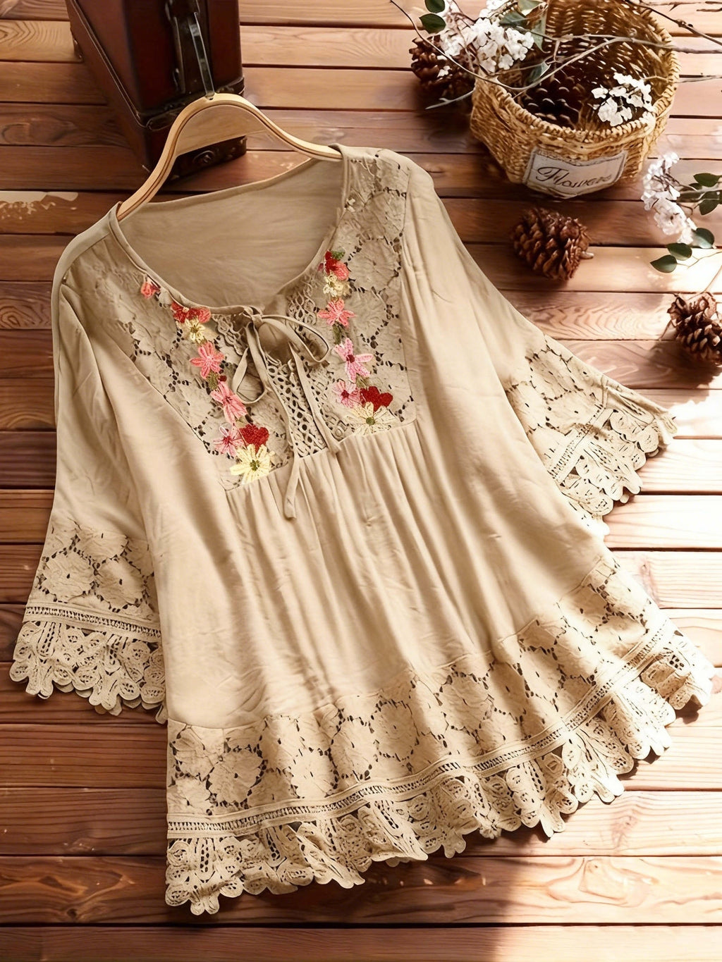 Glyra | Elegante kanten blouse voor dames – Zomerse casual top