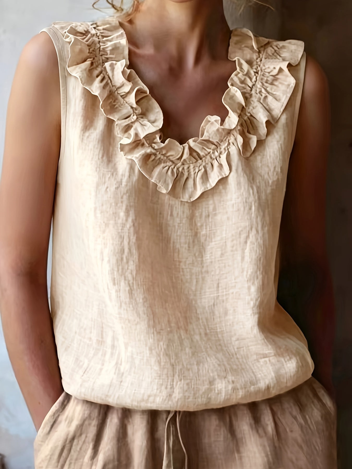 Kallie | Mouwloze top met ruches voor dames – Casual blouse met losse pasvorm