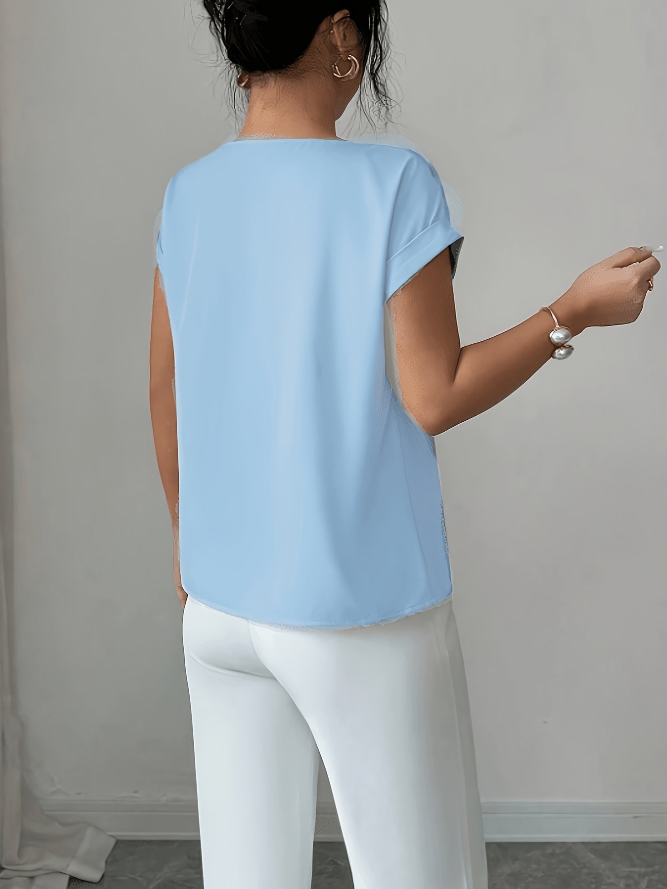 Roselyn | Geborduurd mesh-shirt voor dames – Elegante blouse met korte mouwen