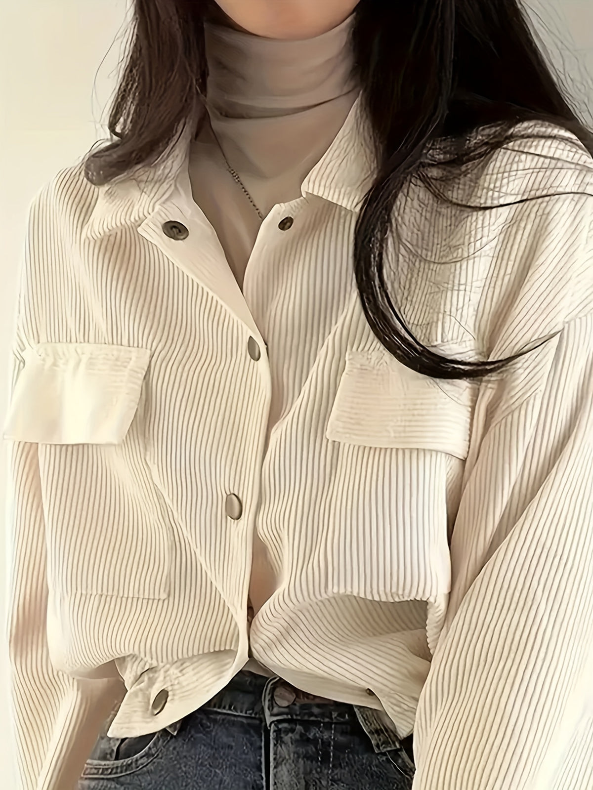 Ysoria | Damesjas van Corduroy – Reverskraag, Knoopsluiting & Lange Mouwen