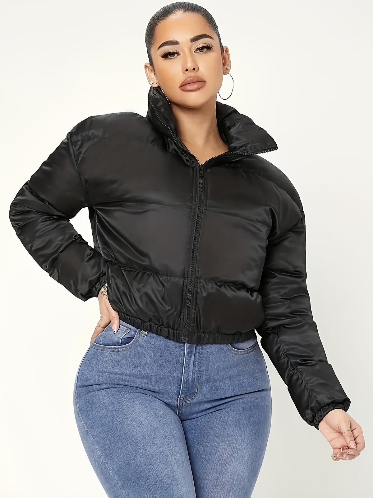 Faelisse | Cropped Damesjas – Slim Fit, Ritssluiting, Lange Mouwen & Effen Design