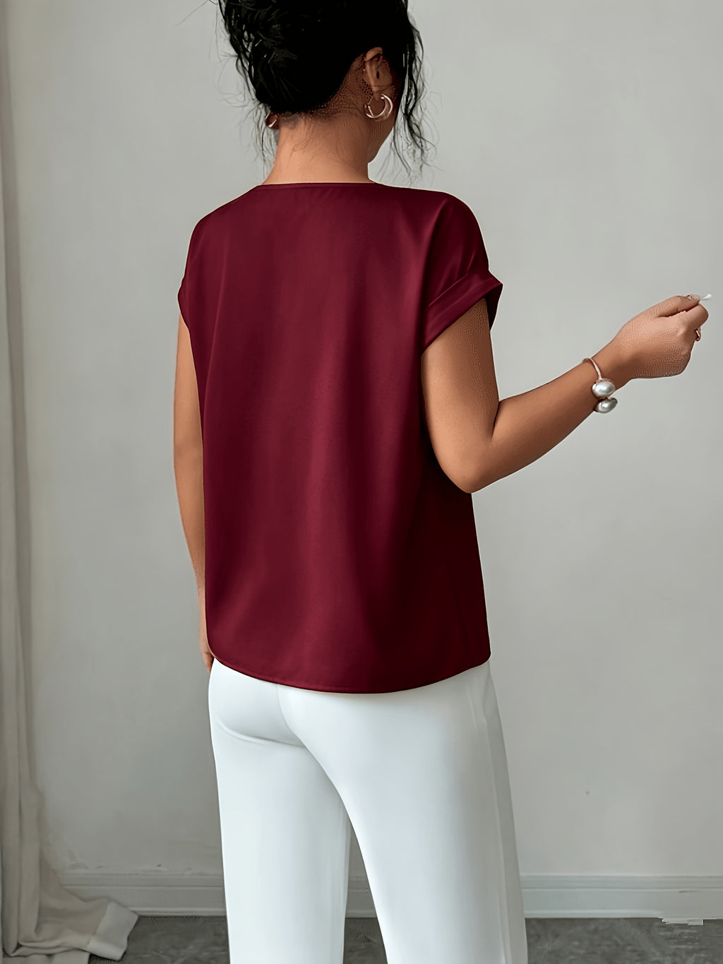 Roselyn | Geborduurd mesh-shirt voor dames – Elegante blouse met korte mouwen