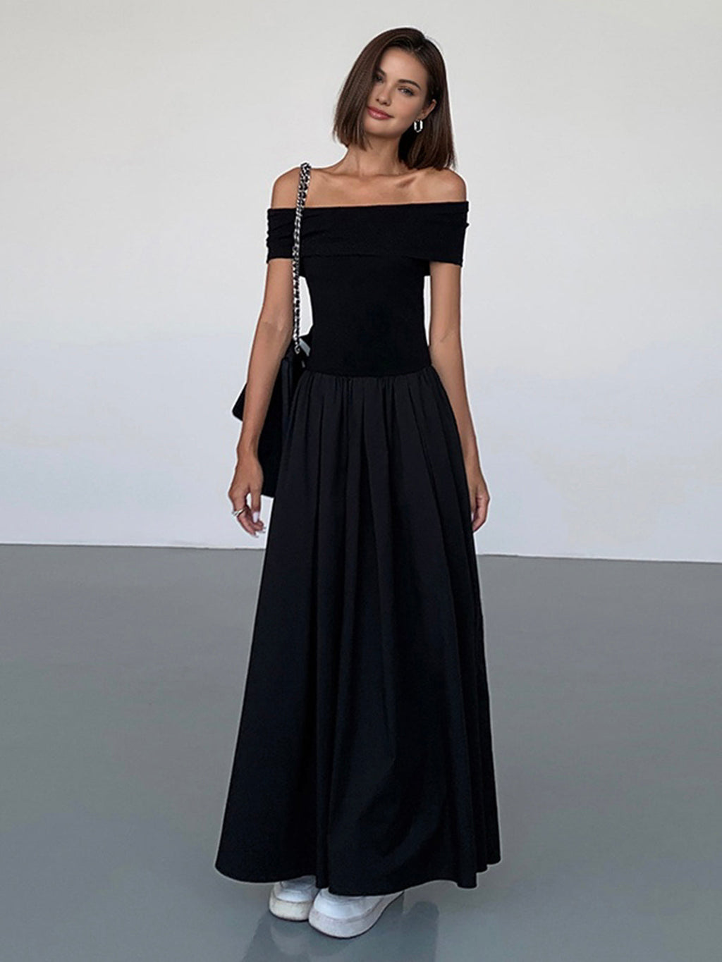 Zylia | Off-shoulder maxi-jurk voor dames – soepel vallende geplooide feestjurk