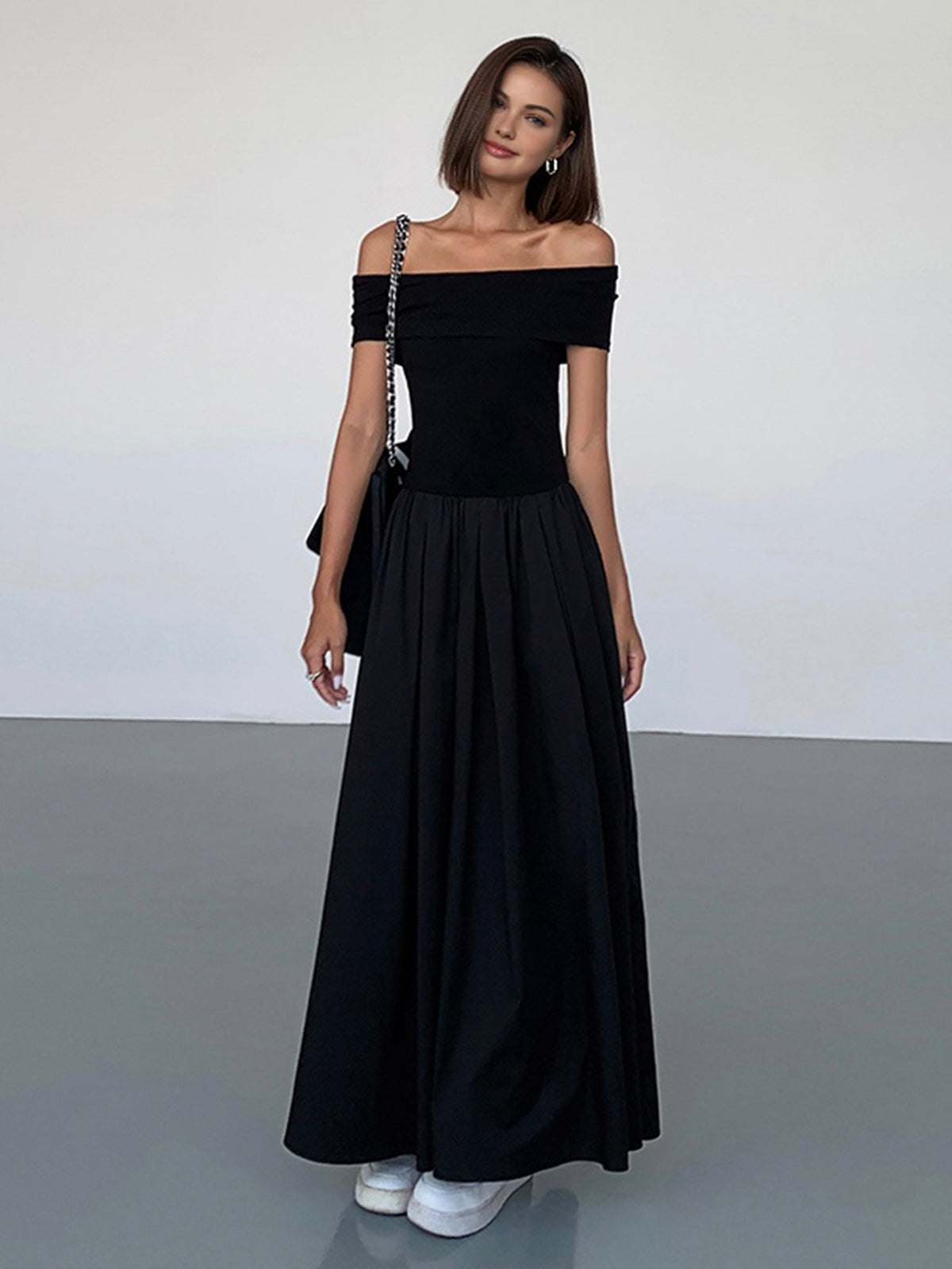 Zylia | Off-shoulder maxi-jurk voor dames – soepel vallende geplooide feestjurk