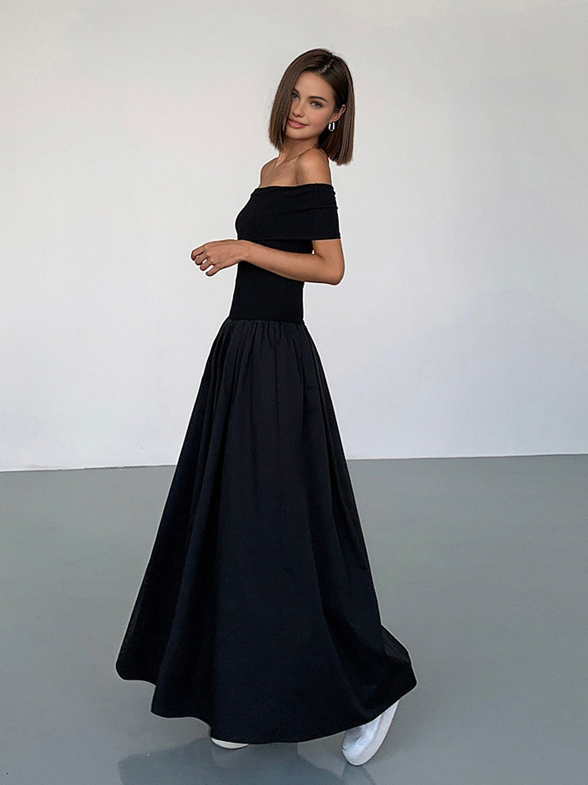 Zylia | Off-shoulder maxi-jurk voor dames – soepel vallende geplooide feestjurk