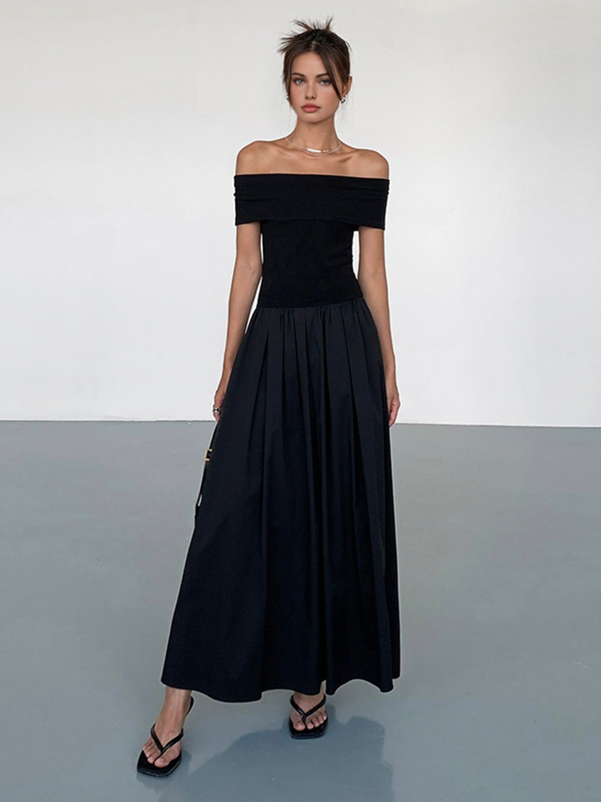 Zylia | Off-shoulder maxi-jurk voor dames – soepel vallende geplooide feestjurk