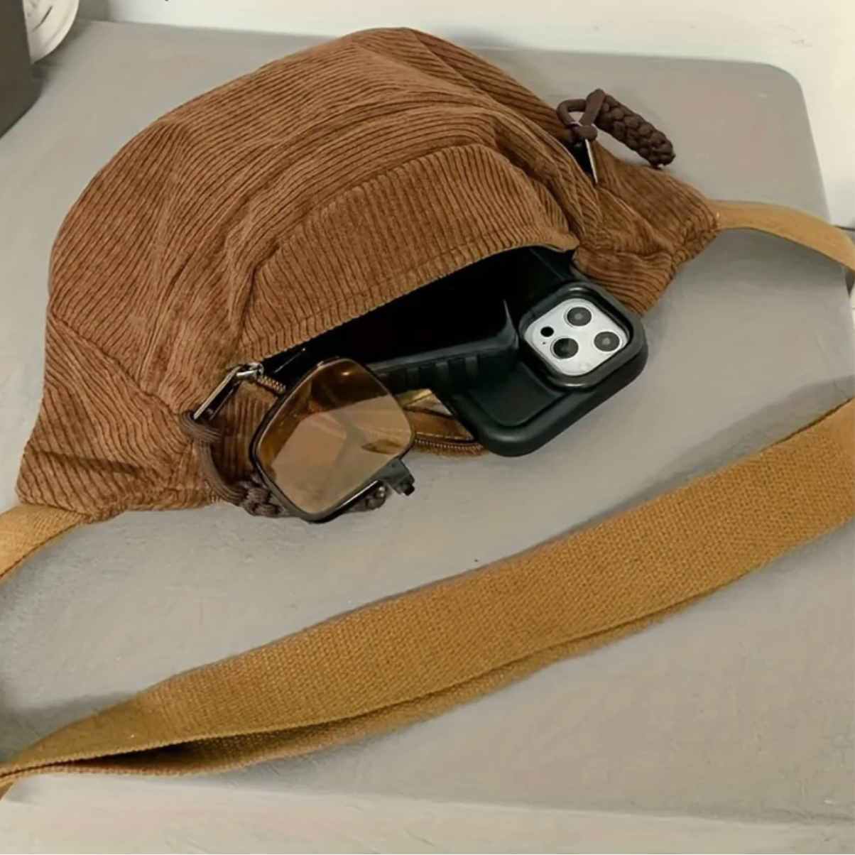 Brooke | Corduroy schoudertas voor dames – Elegante crossbodytas