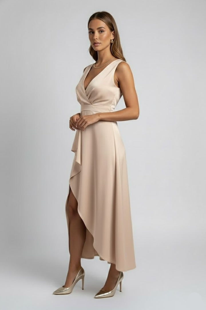 Nyelle | Maxi wikkeljurk voor dames – diepe V-hals, verstelbare taille en asymmetrische zoom