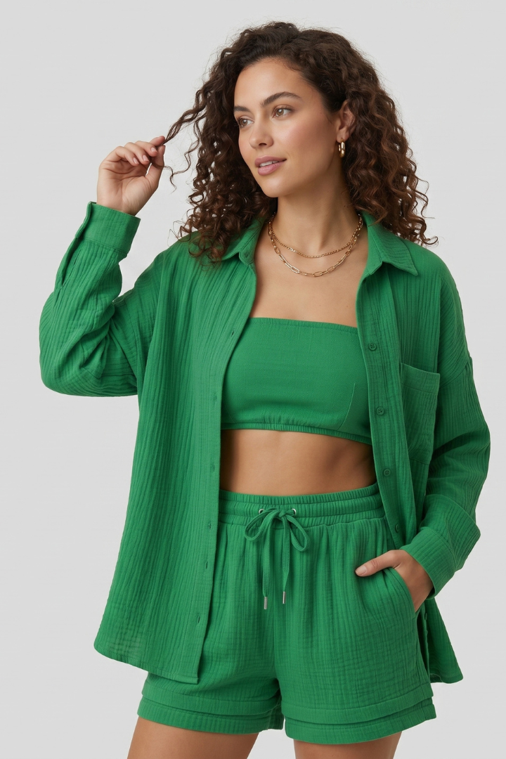 Claire | 2-delige Set voor Dames – Oversized Blouse met Knopen en Hoge Taille Mousseline Short