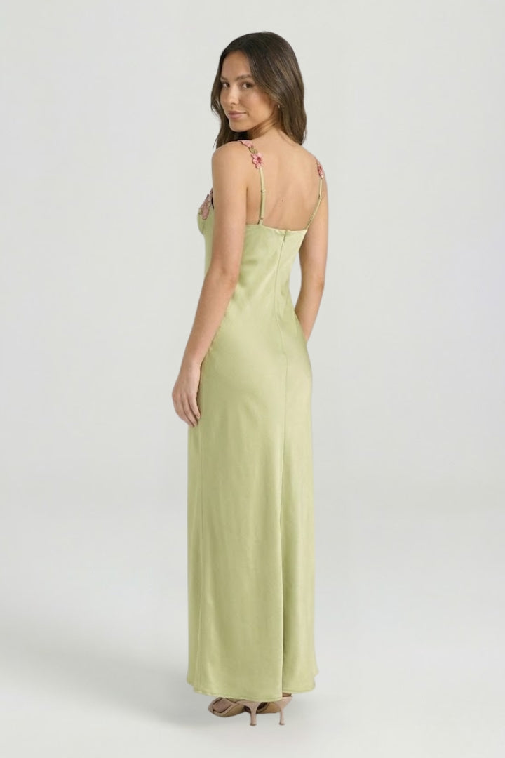 Maelis | Bloemen Droom Geborduurde Maxi Jurk – Mouwloze Slim-Fit Bodycon Gown