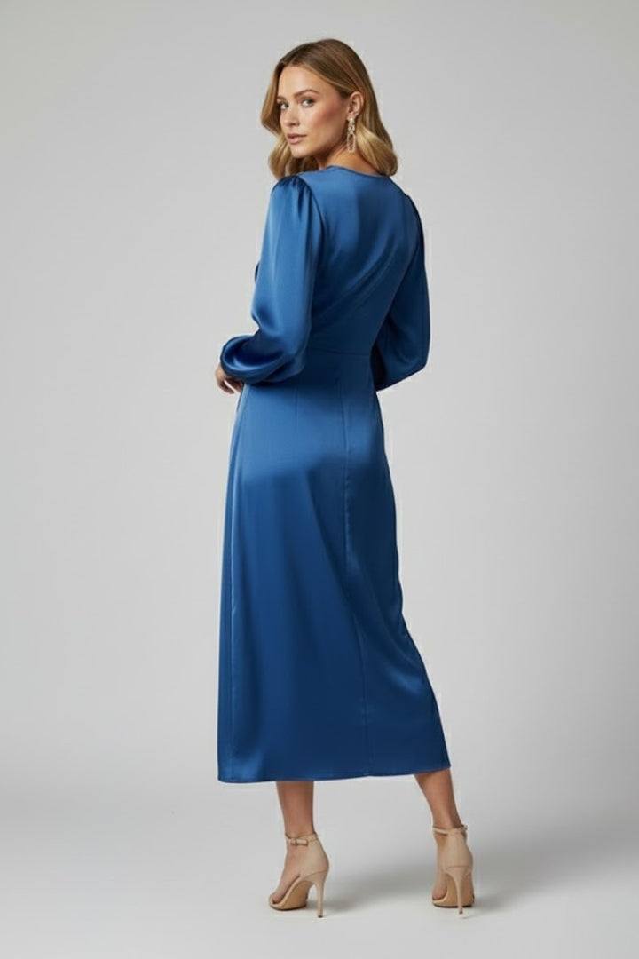Calyra | Wikkel midi-jurk voor dames – diepe V-hals, lange mouwen en gedrapeerde pasvorm