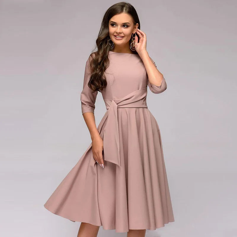Teyra | Soepelvallende midijurk voor dames – Elegante zomeroutfit met tailleband