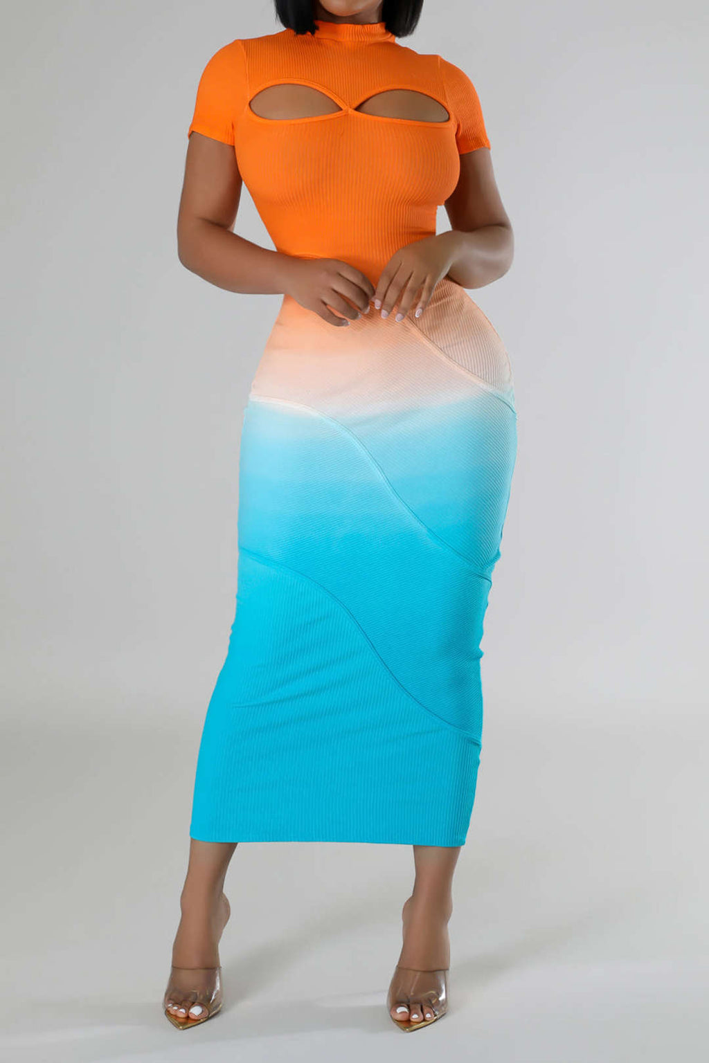 Cylia | Elegante damesjurk – soepelvallende midijurk met korte mouwen