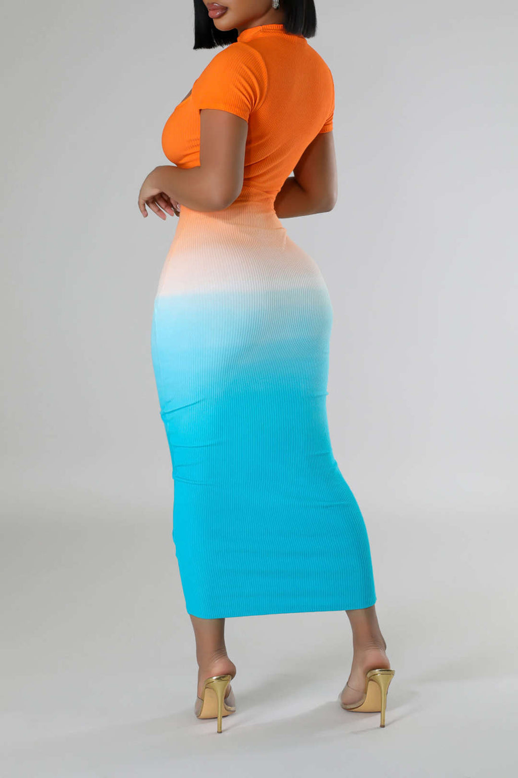 Cylia | Elegante damesjurk – soepelvallende midijurk met korte mouwen