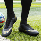 GripStrike | Heren Voetbalschoenen Hoge Enkel - Ademende Outdoor Voetbalschoenen, Antislip Turf Trainers