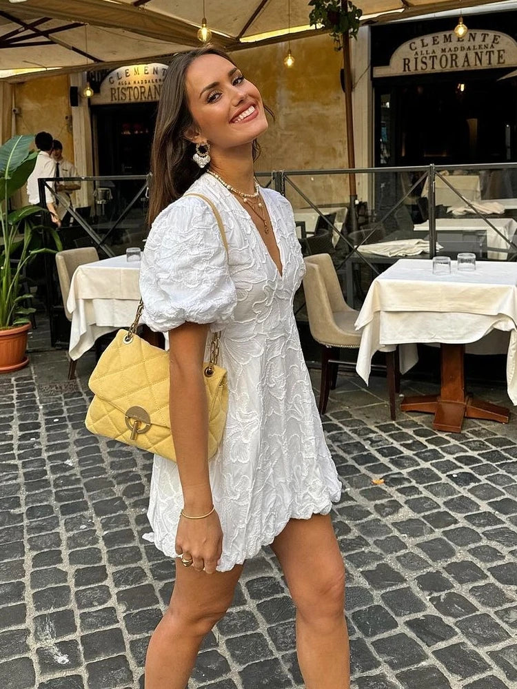 Jessalira | Dames Elegante V-hals Mini-jurk – Geborduurde Jurk met Pofmouwen