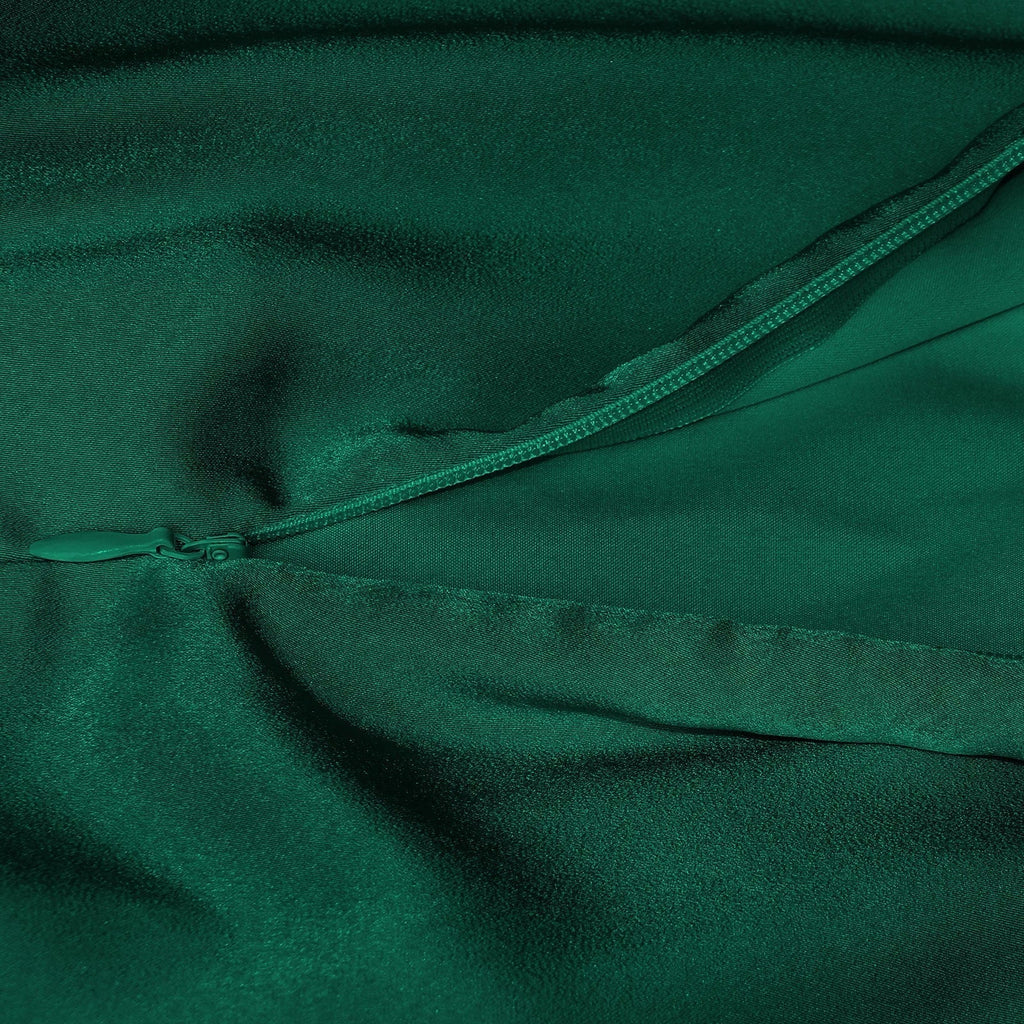 Emily | Satijnen Halterjurk voor Dames – Elegante Rugloze Maxi Avond- en Feestjurk