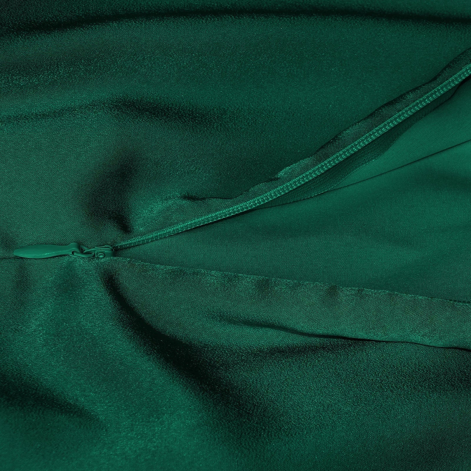 Emily | Satijnen Halterjurk voor Dames – Elegante Rugloze Maxi Avond- en Feestjurk