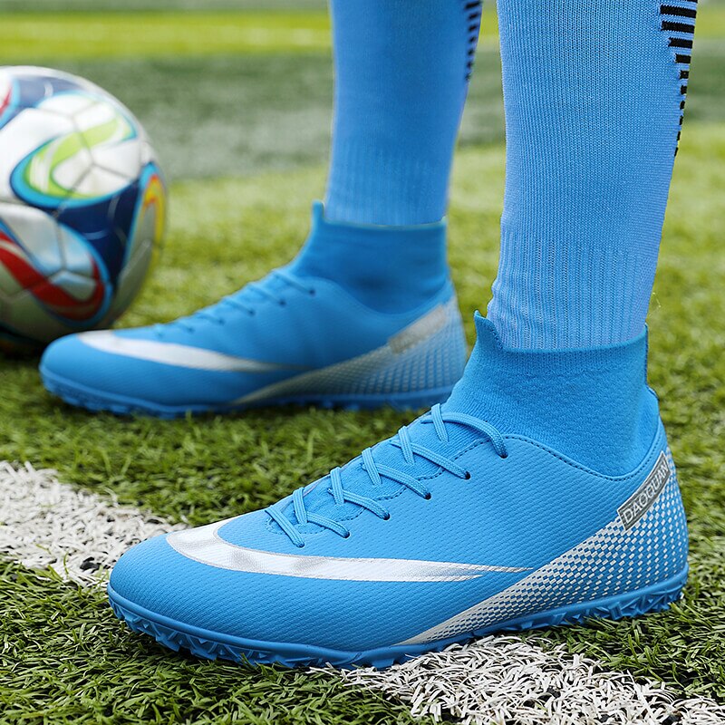 GripStrike | Heren Voetbalschoenen Hoge Enkel - Ademende Outdoor Voetbalschoenen, Antislip Turf Trainers
