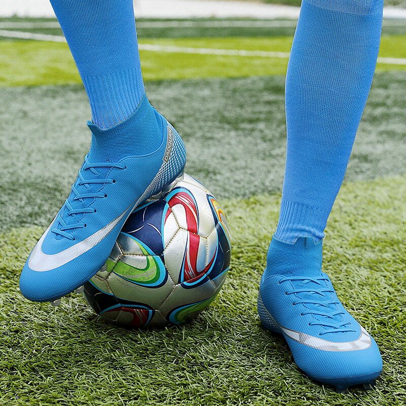 GripStrike | Heren Voetbalschoenen Hoge Enkel - Ademende Outdoor Voetbalschoenen, Antislip Turf Trainers