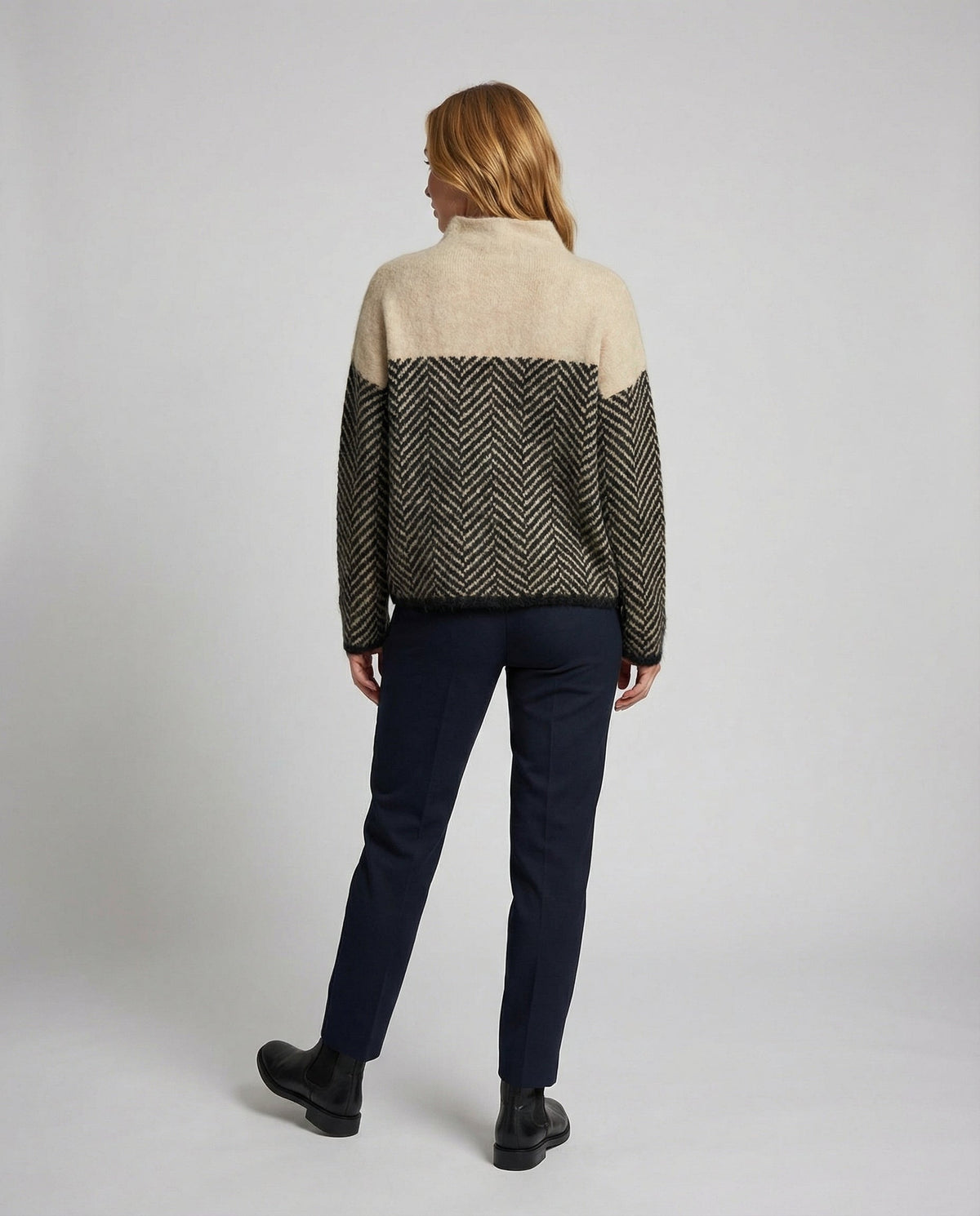 Annemieke | Zachte coltrui voor dames – Elegante gebreide trui