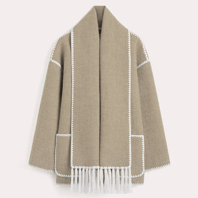 Karmijn | Winterjas voor dames met sjaalkraag, franjes en knoopsluiting