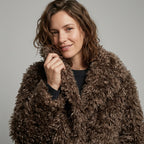 Zara | Retro Damesjas met Zachte Imitatiebontlook, Brede Revers en Open Model