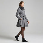 Leandra | Elegante trenchcoat voor dames met tailleband en zachte rand van imitatiebont