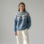 Leontine | Damestrui van jacquard met reliëf en artistiek breipatroon