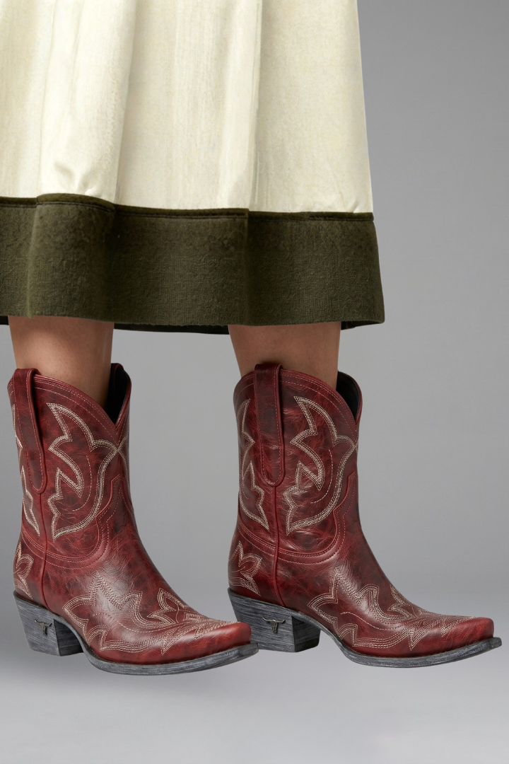 Avelora | Dames Leren Cowboylaarzen – Geborduurde Western Laarzen tot Halverwege de Kuit