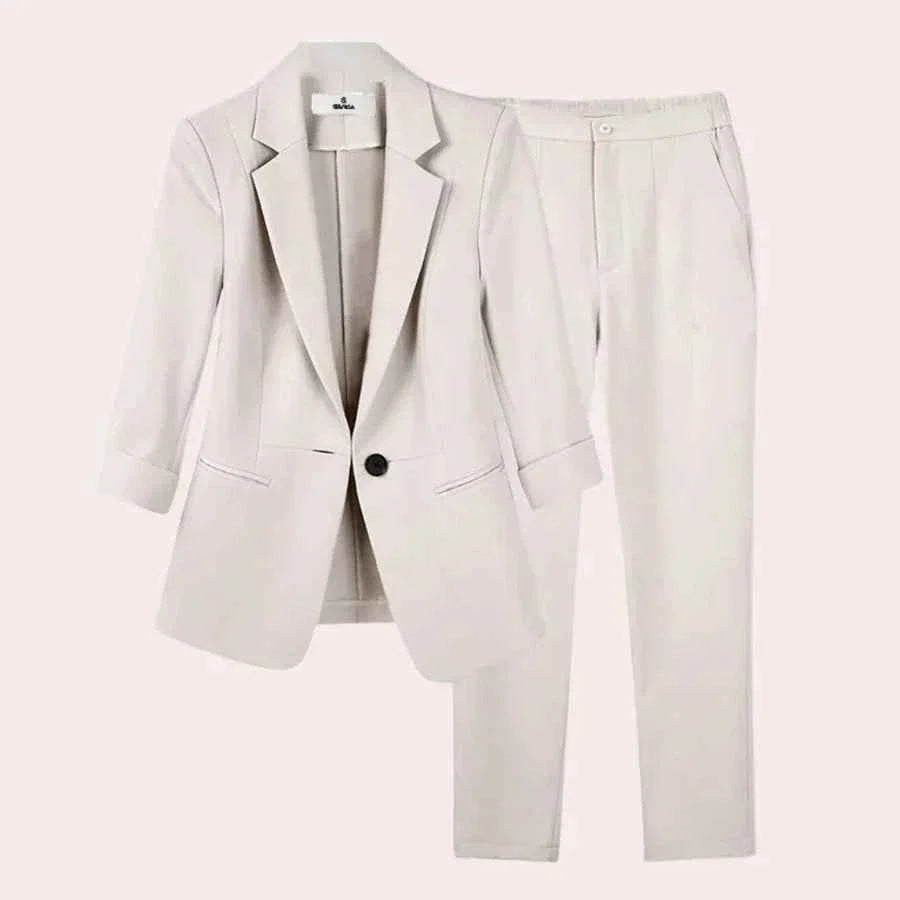 Kiana | Getailleerd broekpak voor dames – Blazer met lange mouwen en broek