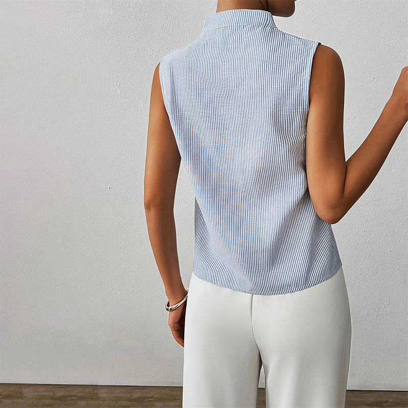 Rhea | Mouwloze damesblouse met knopen – Gestreepte casual top met V-hals
