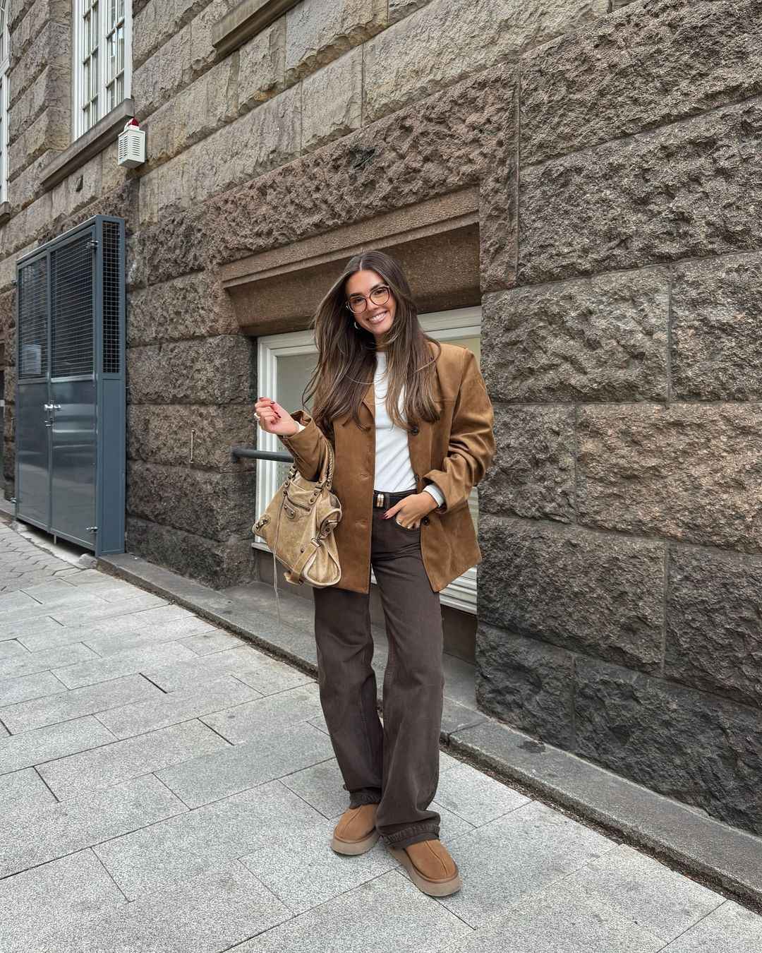 Ariella | Suède damesjas/blazer – Elegante jas met enkele rij knopen en rechte pasvorm