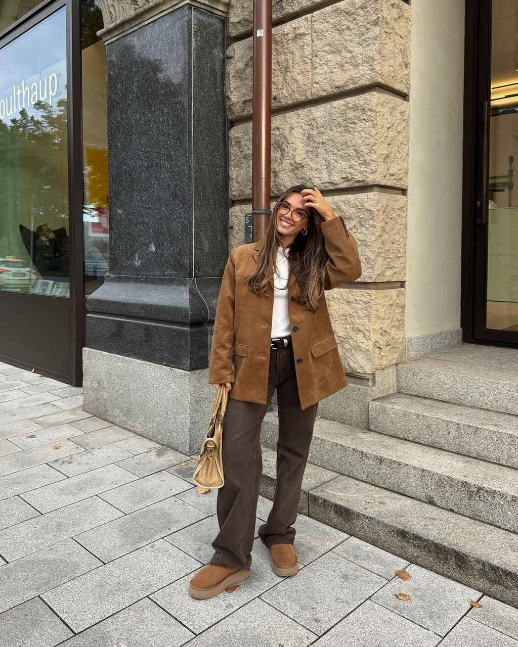 Ariella | Suède damesjas/blazer – Elegante jas met enkele rij knopen en rechte pasvorm
