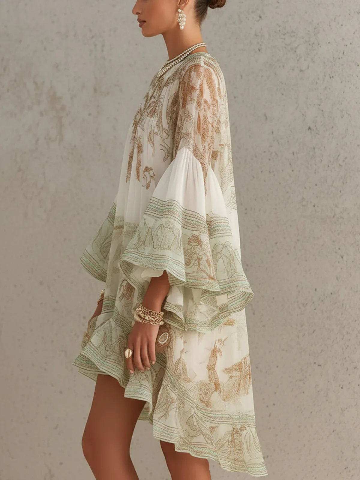 Claudia | Groene minijurk voor dames – Asymmetrische jurk van gaas